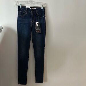 Levi's 721 Dark Blue Skinny Jeans Size 24